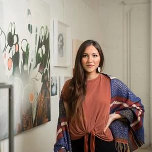 Meet your Posher, Crystal